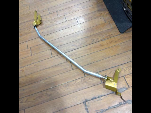 J’S RACING フロントタワーバー【フィット GE型】 | カー用品 補強パーツ タワーバーを通販で購入する | 中古カー＆バイク用品の ...