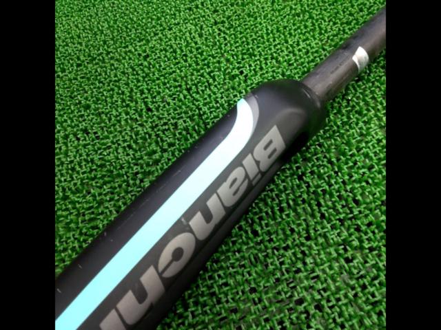 3大特価 BIANCHI モデル不明 K-VID/ディスクブレーキカーボンフォーク コラム長 190/エンド100