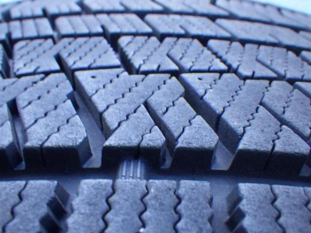 BRIDGESTONE ECO FORME SE-12 + BRIDGESTONE BLIZZAK VRX2