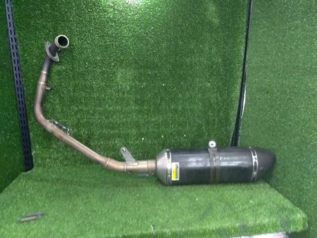 値下げしました!【AKRAPOVIC/アクラポビッチ】 レーシングライン カーボン/ステンフルエキゾーストマフラー YZF-R125(’18年式)外し