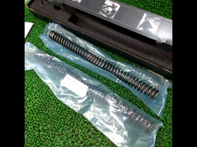 OHLINS
Inner spring