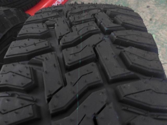 RAYS(レイズ) GRAM LIGHTS(グラムライツ) 57JV  + TOYO(トーヨー) OPEN COUNTRY R/T