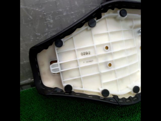 KAWASAKI純正シート【W800】 | やや傷や汚れあり | アップガレージ 
