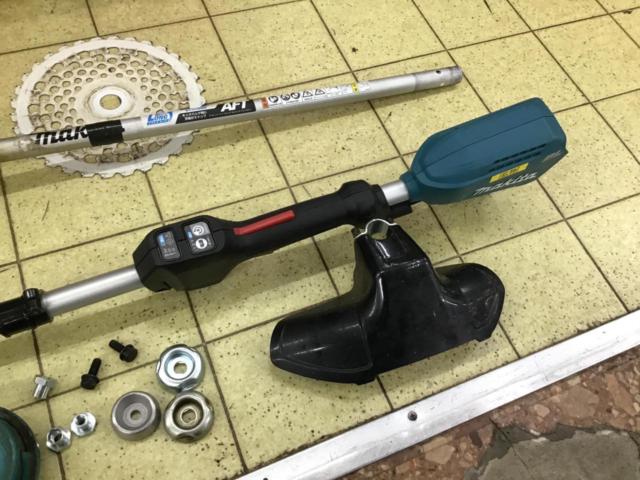 値下げしました makita [MUR191LD] 充電式草刈機 ※バッテリーなし