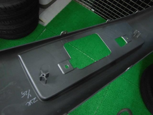 【スズキ純正】 クロスビー/MN71S純正フロントバンパー ガーニッシュ