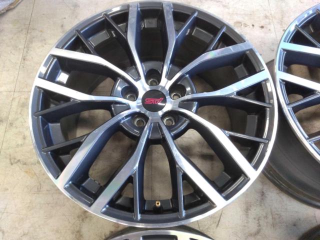 スバル VAB型WRX STI後期純正ホイール