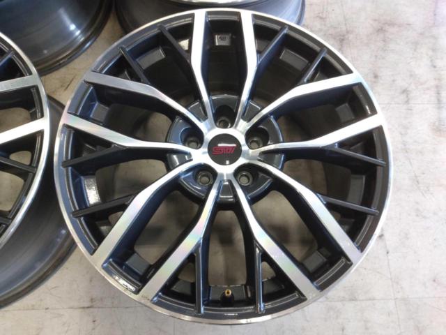 スバル VAB型WRX STI後期純正ホイール