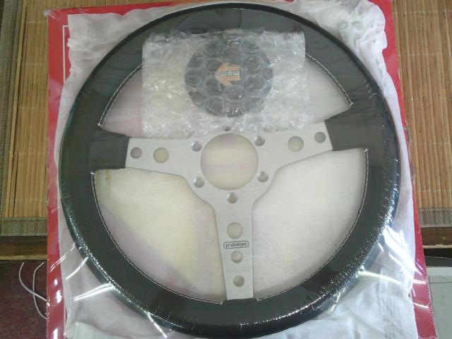 Prototipo レザーステアリング 32Φ  P-9