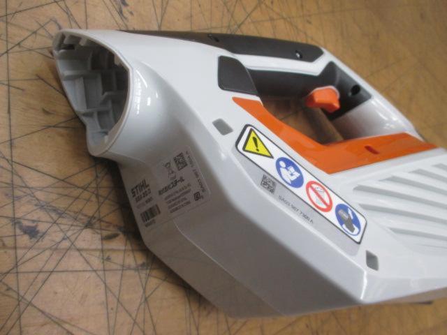 STIHL SEA20 充電式ハンディクリーナー