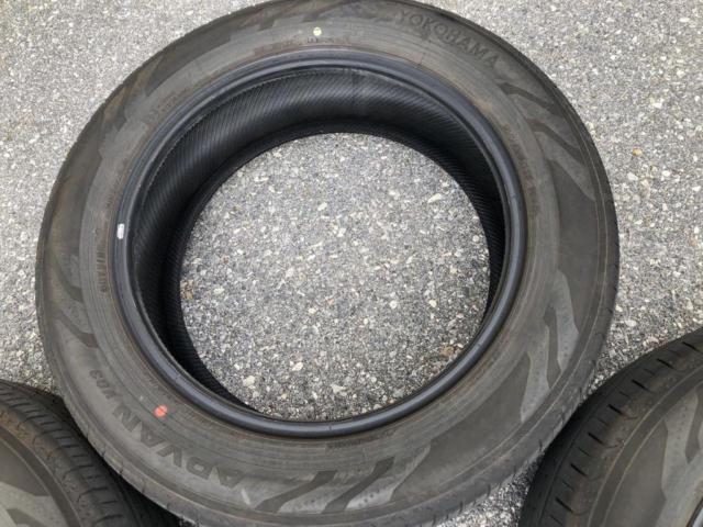 YOKOHAMA ADVAN V03 225/60R18
