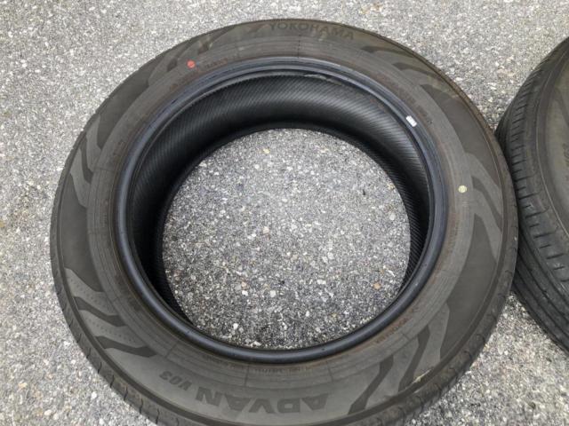 YOKOHAMA ADVAN V03 225/60R18