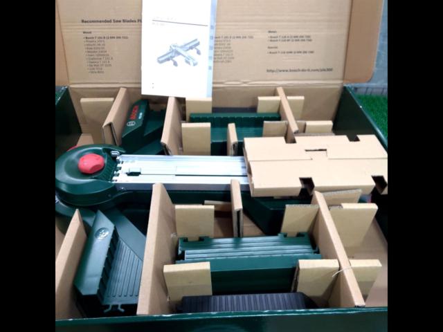 BOSCH PLS300 ジグソーガイド