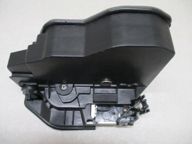 メーカー不明 ドアロックアクチュエーター 3シリーズ F31