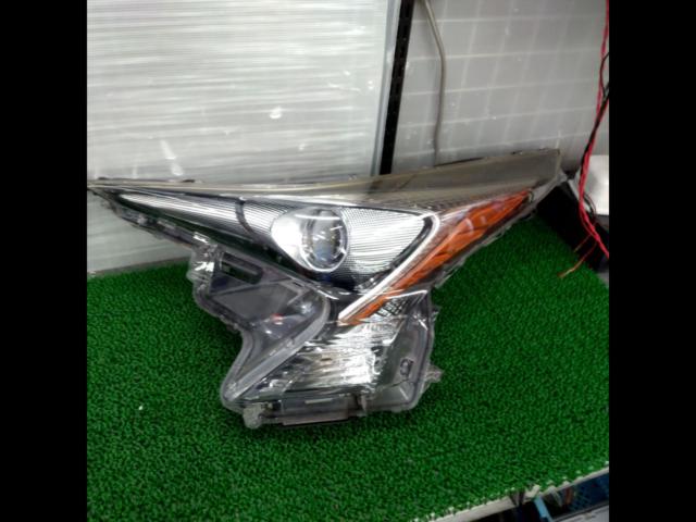 トヨタ50系 プリウス 前期純正LEDヘッドライト 左右セット | やや傷や 