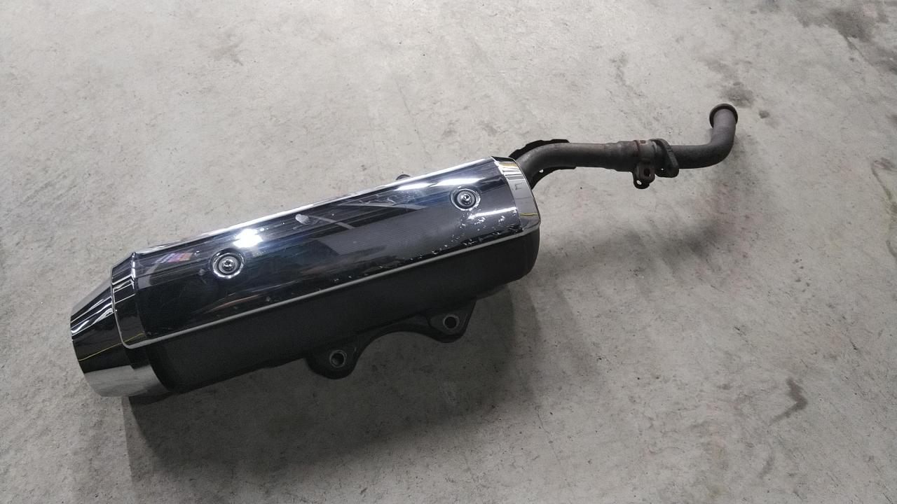 HONDA フォルツァ/MF08 純正マフラー | やや傷や汚れあり | アップ 