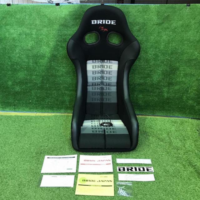 未使用☆フルバケ!】 BRIDE ZETAⅣ(ジータⅣ) グラデーションロゴ FRP  