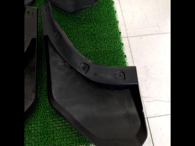 【トヨタ純正】ランドクルーザー250 マッドフラップ