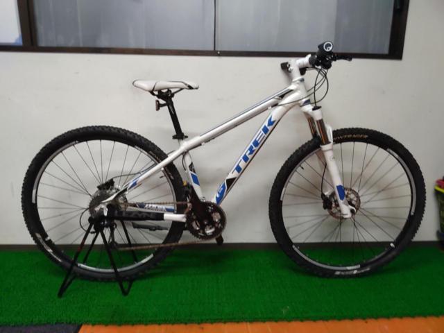 TREK 2012 MAMBA 29x2.10インチ 3x9S アルミフレームMTB ホワイト 