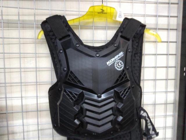 ☆値下げしました!KOMINE ストリームボディープロテクター