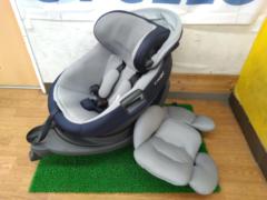 Combi クルムーヴ アドバンス ISOFIX エッグショック チャイルドシート JP-590 ネイビー