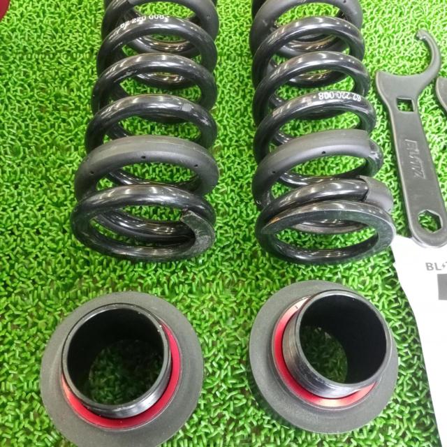 BLITZ (Blitz)
DAMPER
ZZ-R
Series 220
Crown