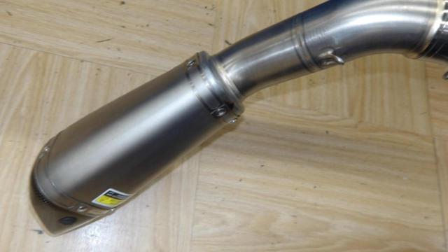 Z900(17-19) AKRAPOVIC(アクラポビッチ) ステンレス ヘッダーパイプ+スリップオンライン チタンサイレンサー(合わせるとフルエキになります。)