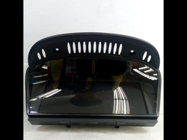 BMW genuine
GPS navigation/information
Display/Multi-Monitor
65.82-6-938
108E60
5 Series
(2004-2009)