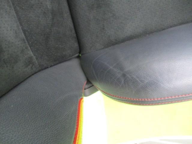 RECAROS P-X
Avant
CL210
Left
+
RECAROS P-XAvant
CL210
Right