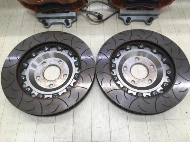☆値下げしました☆ ノーブランド 6POTキャリパー + R32・R33用 