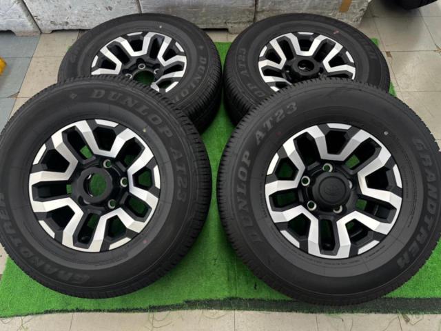 近場配送可]スタッドレス 265/70R16 + TOYOTA純正ホイール