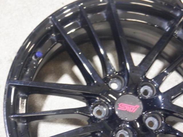 スバル純正】 レヴォーグ STI 純正オプションホイール | 目立った傷や 