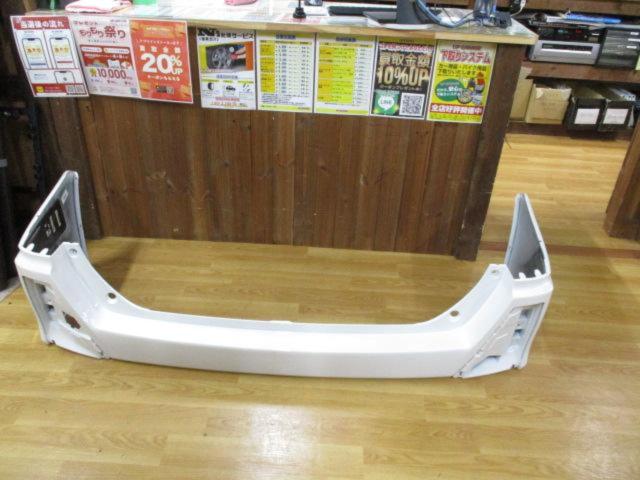 80系 ヴォクシー ZSグレード 純正リアバンパー 品番:52159-28700 