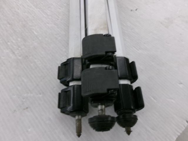 日立工機 UG 25M レーザー墨出し器+三脚