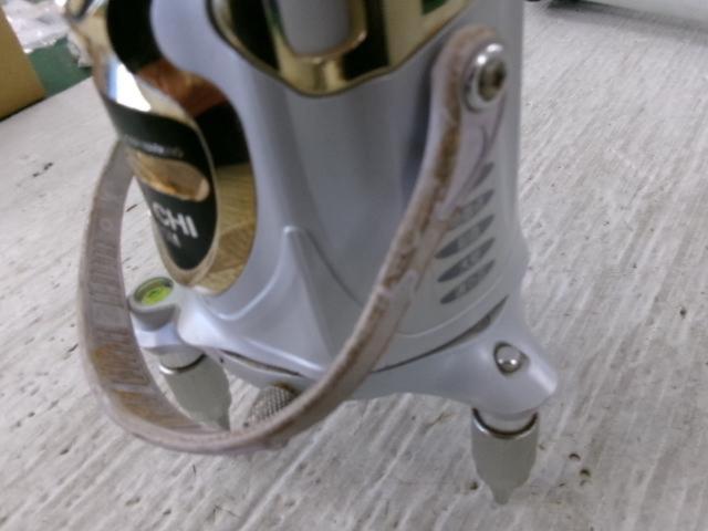 日立工機 UG 25M レーザー墨出し器+三脚