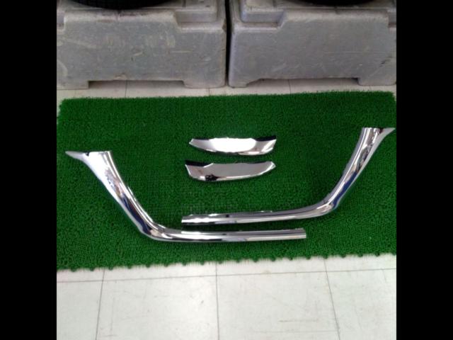 【マツダ純正】CX-60 KH系純正 フロントグリルガーニッシュ
