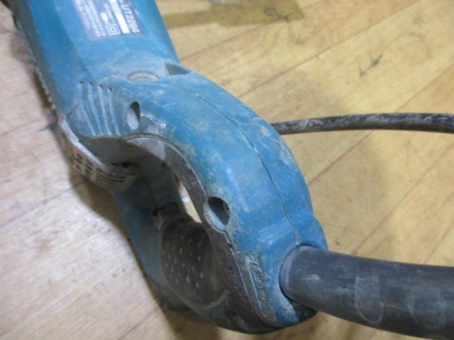 【makita】UT2204 撹拌機