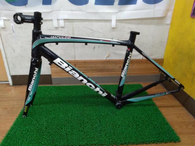 Bianchi IMPULSO  2013年頃モデル アルミロードバイクフレーム ブラック