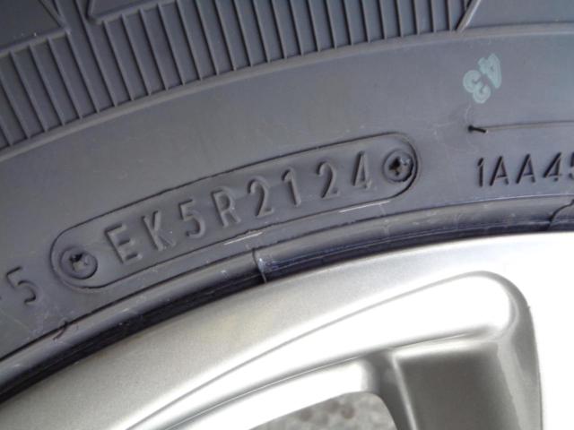 BRIDGESTONE(ブリヂストン) BALMINUM(バルミナ) TR10  + GOODYEAR(グッドイヤー) ICE NAVI SUV