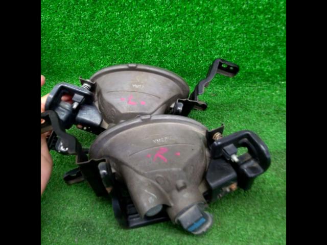 ホンダ RK系/ステップワゴン 前期 純正フォグランプ
