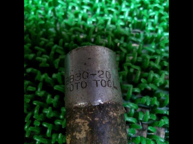 【値下げしました】KTC 9.5sq.12角ソケットインチサイズ 5/8(16) BB30-20
