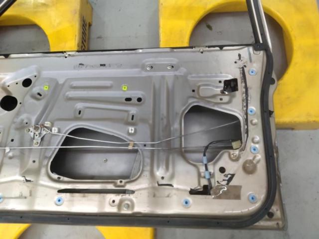 TOYOTA(トヨタ) 10 ソアラ純正ドア(運転席側)