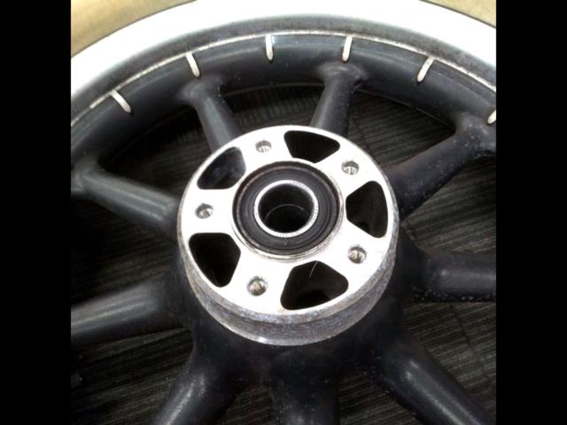 HarleyDavidson ハーレーダビッドソン 純正フロントホイール FLHRロードキング1450