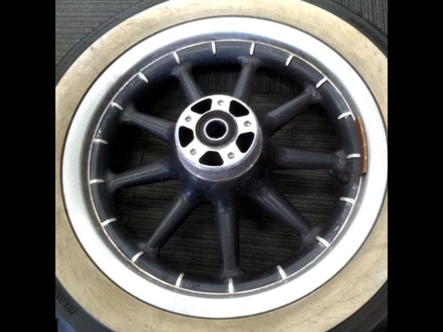 HarleyDavidson ハーレーダビッドソン 純正フロントホイール FLHRロードキング1450