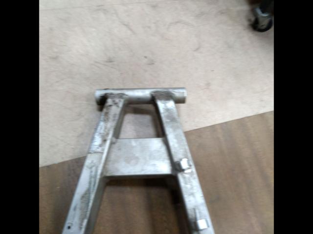 [GSX400
IMPULSESUZUKI (Suzuki)
Modification and painting of the original swingarm, etc.