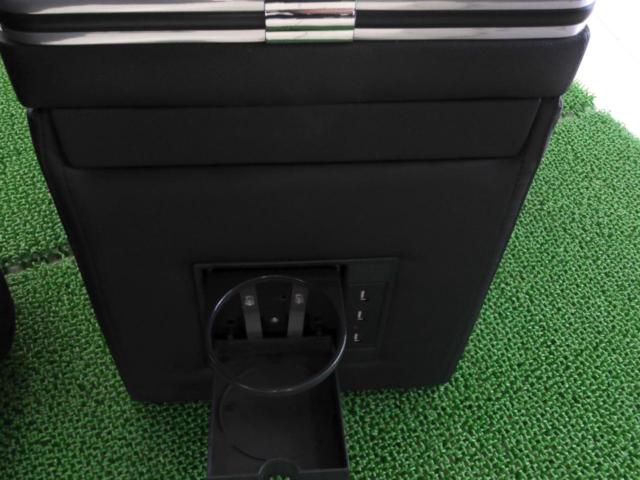 メーカー不明 コンソールBOX