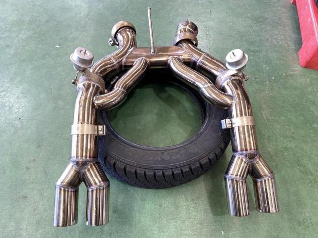 FI
EXHAUST
JAPAN
MCLAREN
Muffler for MP4-12c