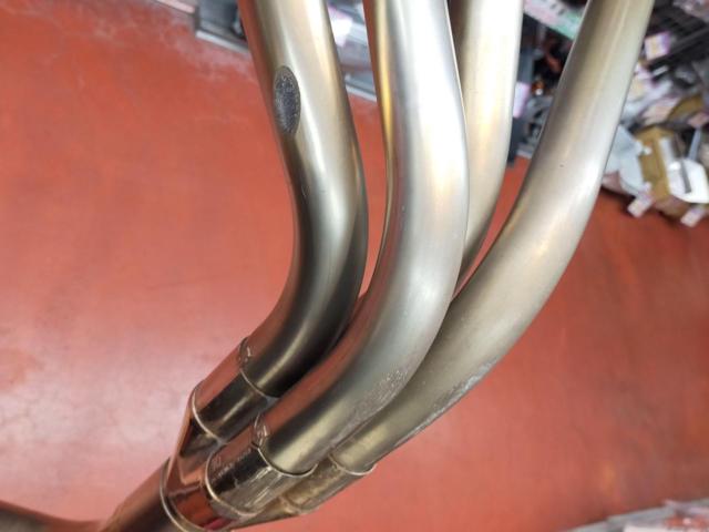 YOSHIMURA (Yoshimura)
Titanium cyclone muffler
ZRX400 (first half/~’97)