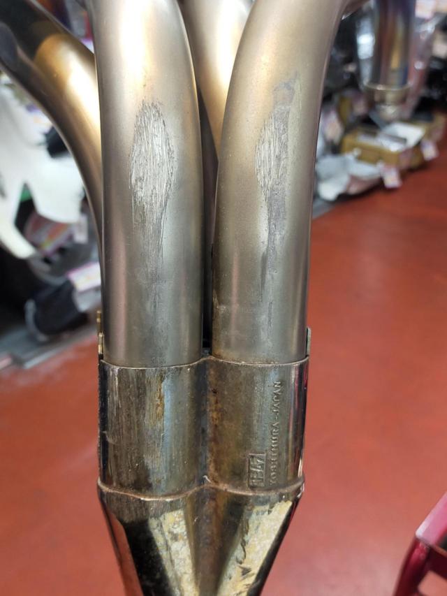 YOSHIMURA (Yoshimura)
Titanium cyclone muffler
ZRX400 (first half/~’97)