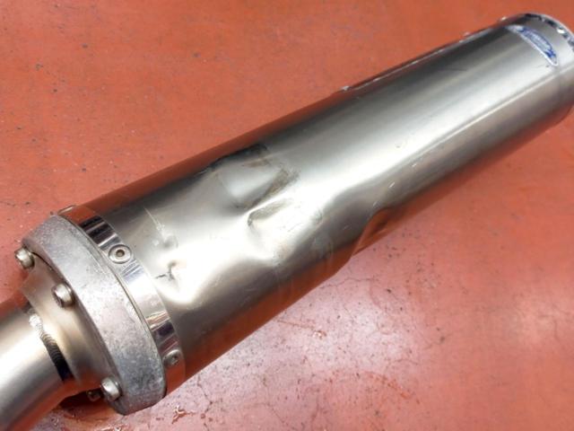 YOSHIMURA (Yoshimura)
Titanium cyclone muffler
ZRX400 (first half/~’97)