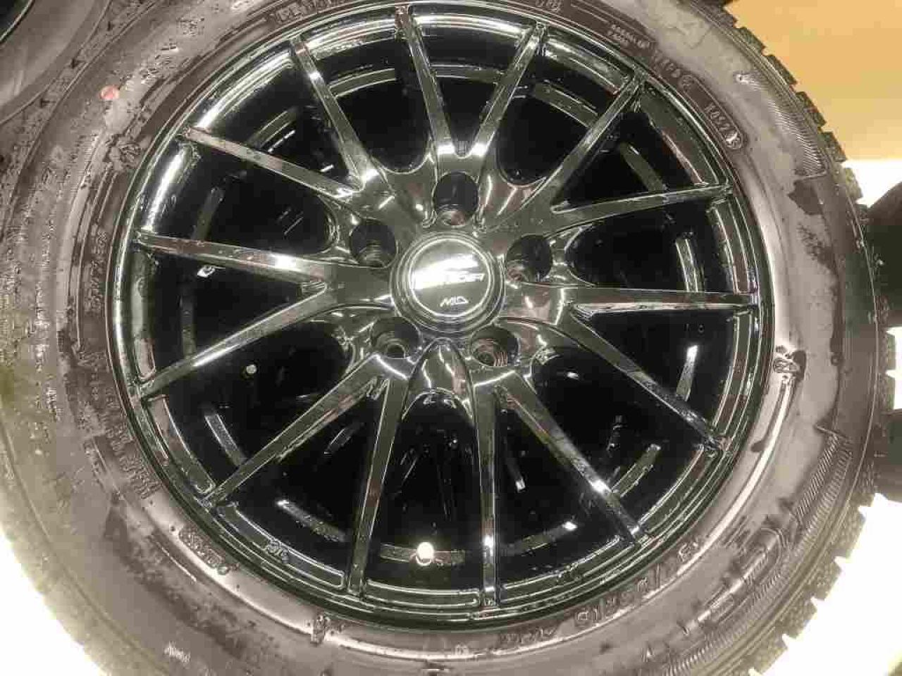 MiD SCHNEIDER +GOODYEAR ICE NAVI7 195/65R16 4本セット | 傷や汚れ 